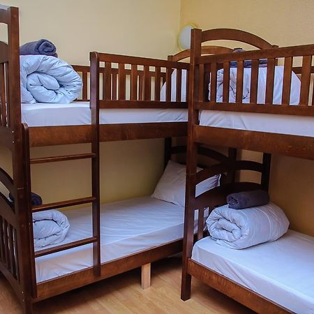 Golden Globus Hostel Kiev Bagian luar foto